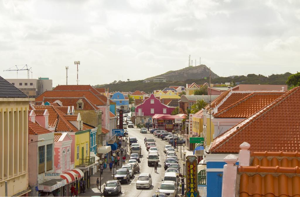 Curacao Suites Hotel Willemstad Exterior photo