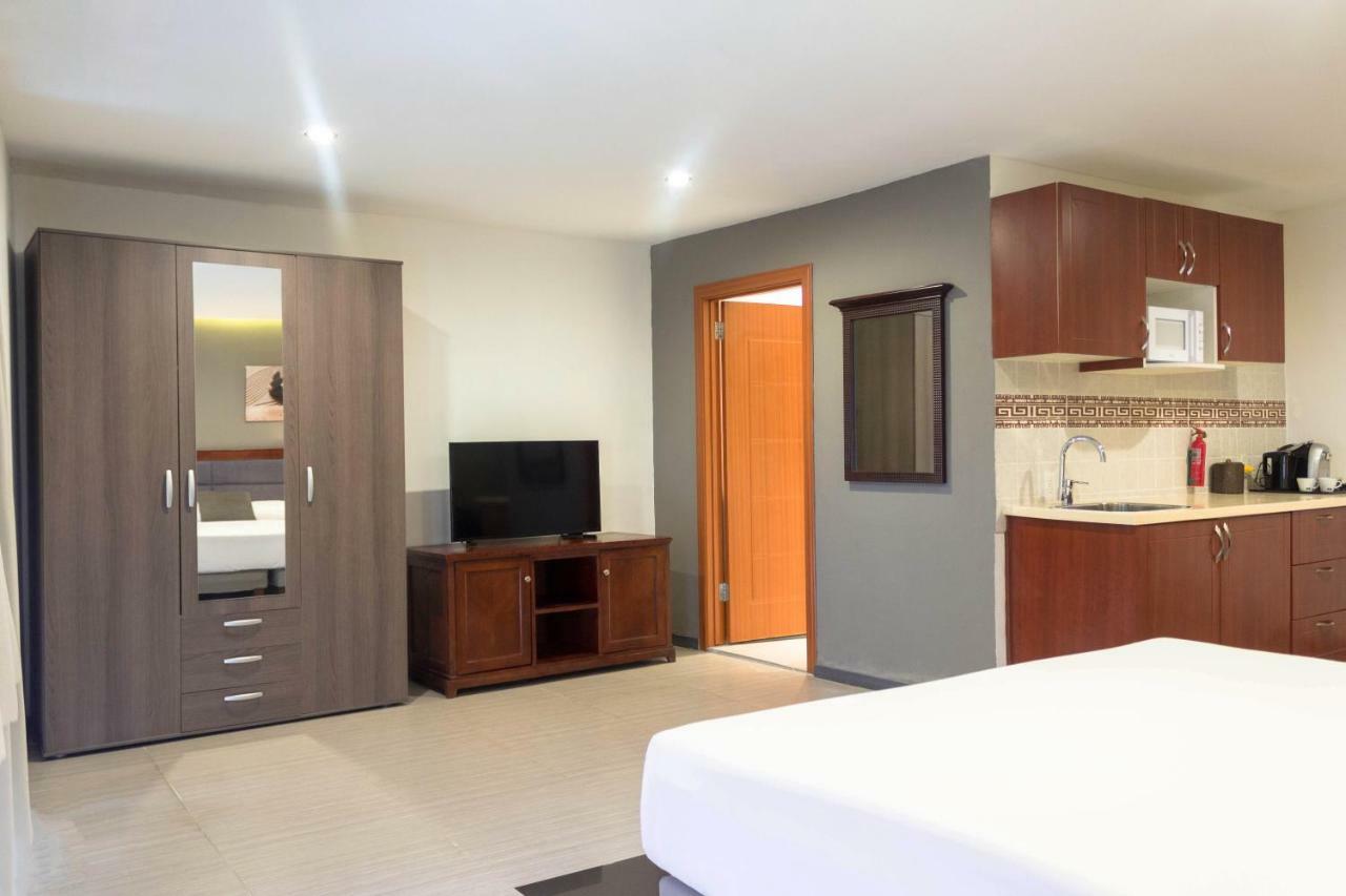 Curacao Suites Hotel Willemstad Exterior photo